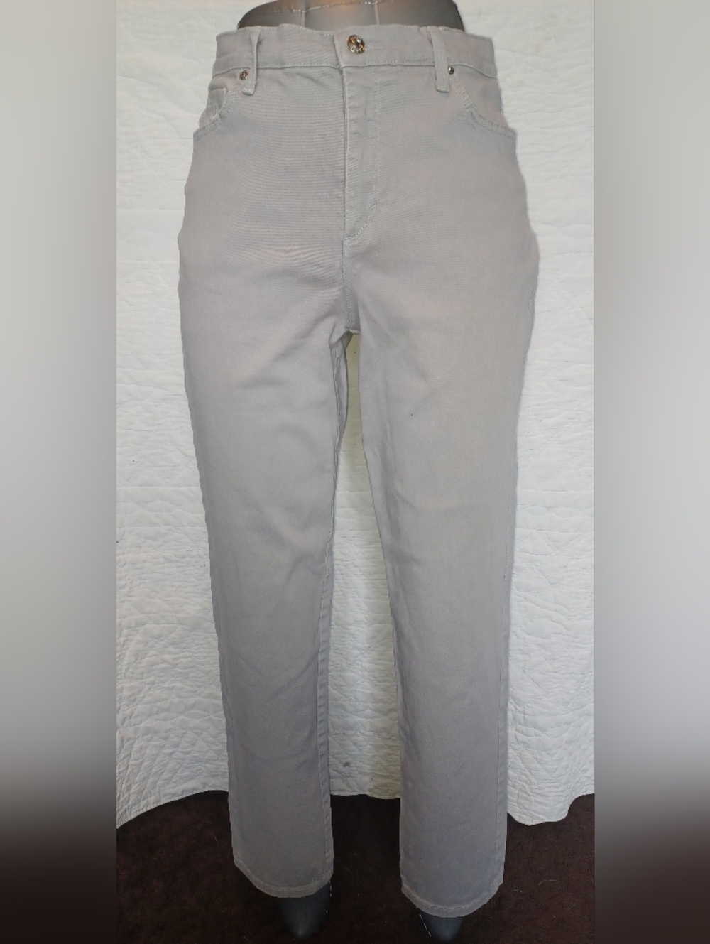 Gloria Vanderbilt Light Gray Straight Leg Denim Pants Amanda